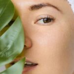 „Slow Fashion” vs „Fast Fashion”: Dlaczego inwestycja w jakość (naprawdę) się opłaca?