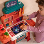 Równowaga PEH w pielęgnacji włosów kręconych